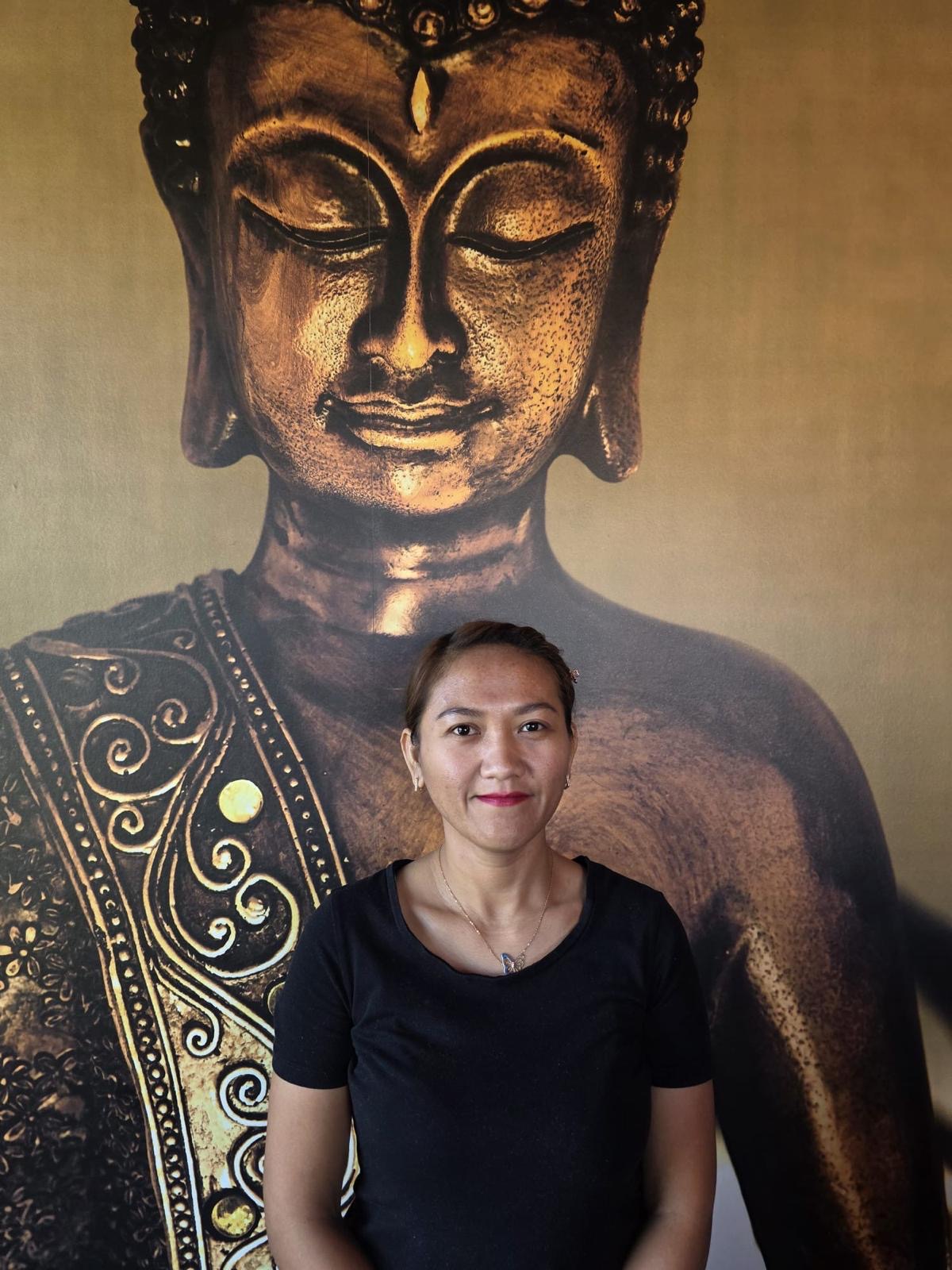 Hendra — masażystka Bali & Thai Massage